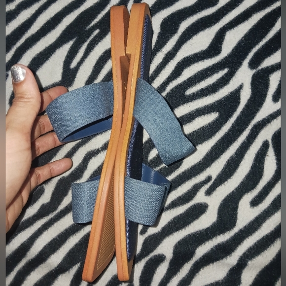 NEW Razzmatazz Women denim blue square toe flat sandals - Picture 4 of 8